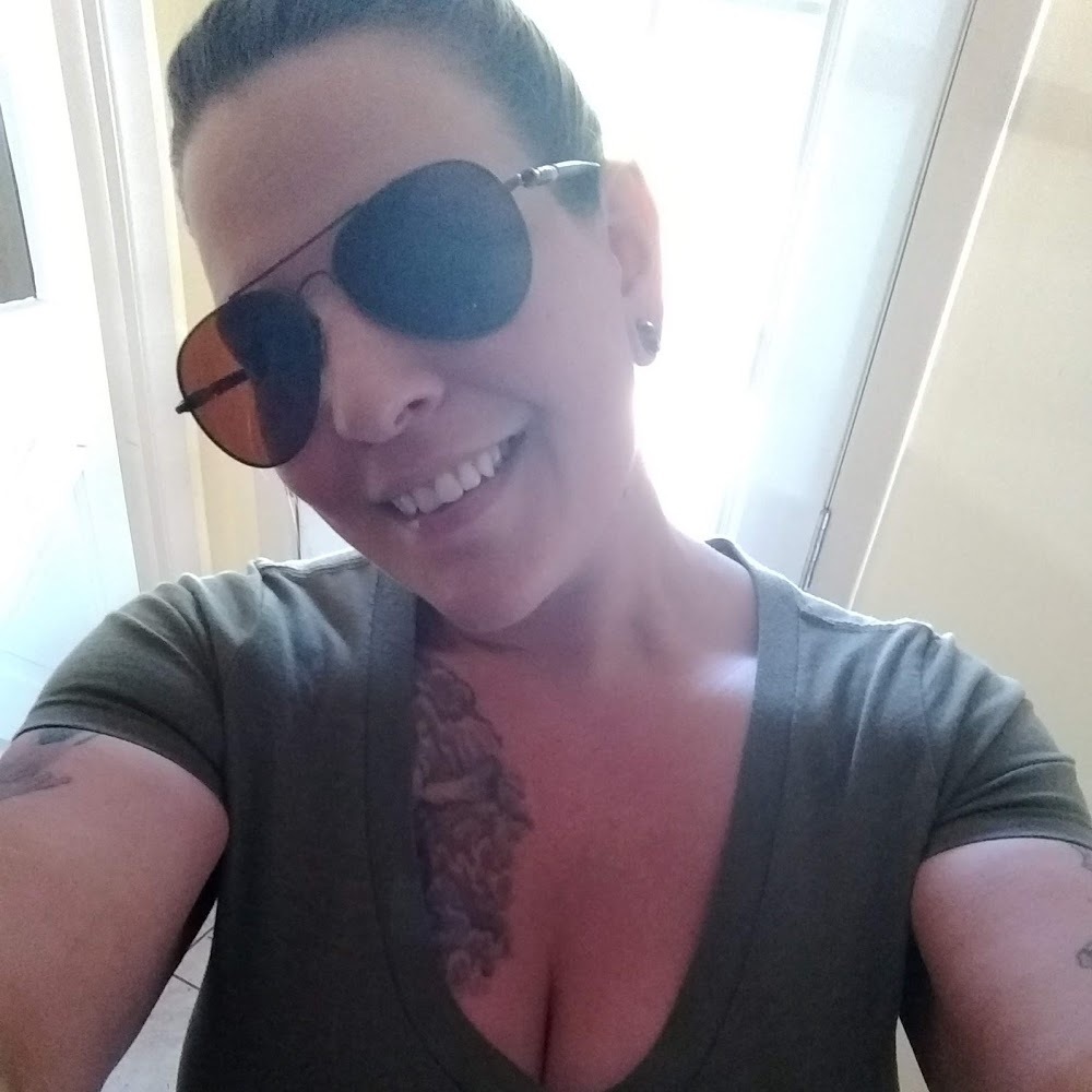 Meet your Posher, Victoria